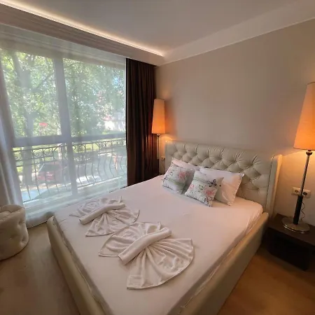 Harmony Palace - Menada Apatments Lejlighed