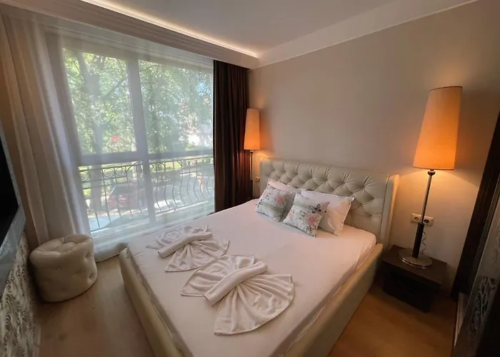 Harmony Palace - Menada Apatments Апартаменти