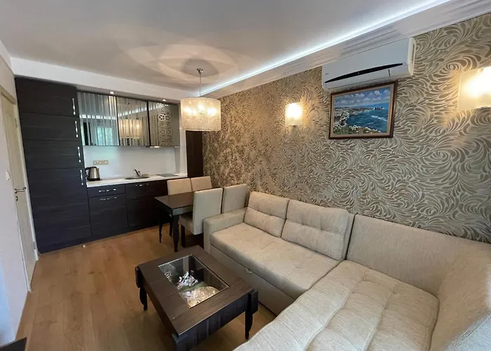 Harmony Palace - Menada Apatments