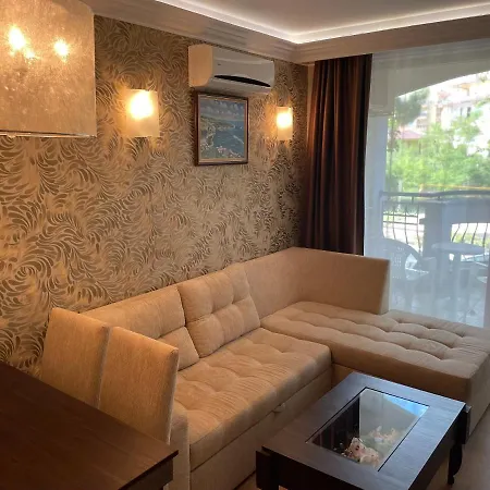 Harmony Palace - Menada Apatments Apartman