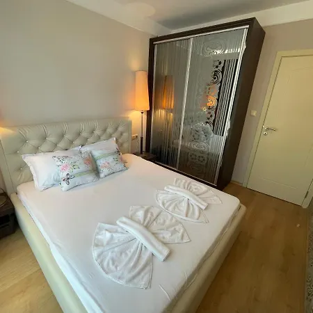 Harmony Palace - Menada Apatments Apartman *
