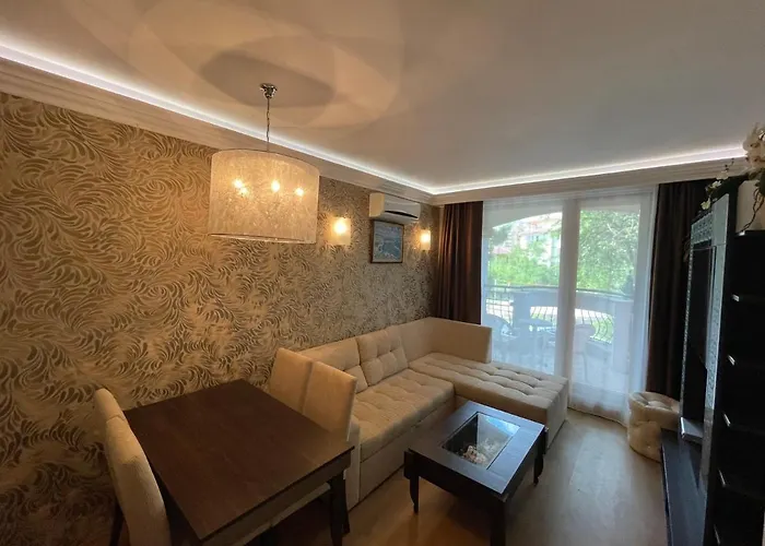 Harmony Palace - Menada Apatments